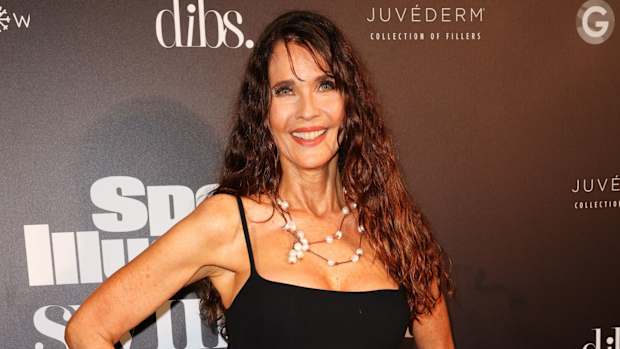Carol Alt